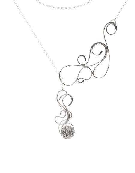 COLLAR CORBATERO ONDAS